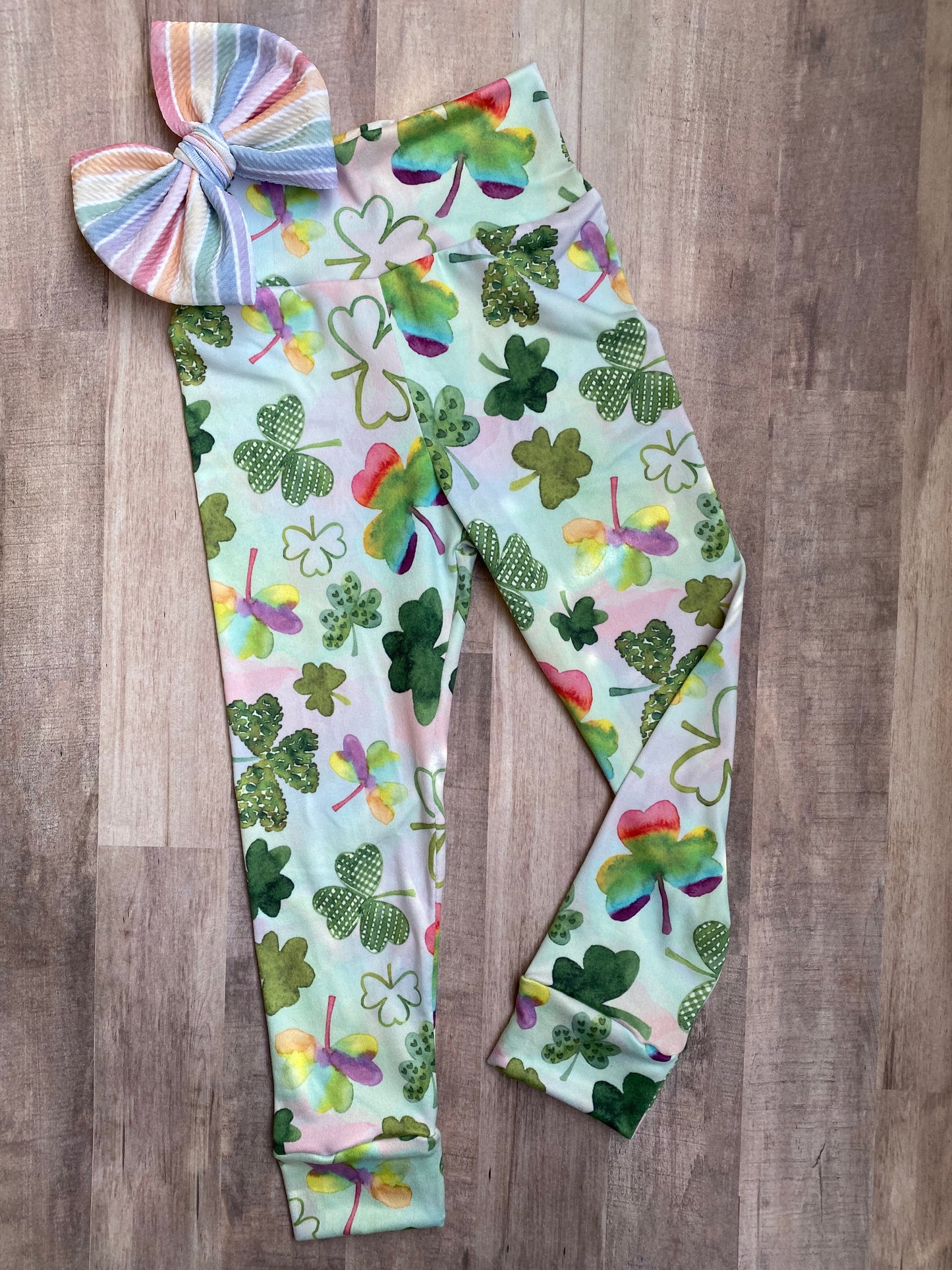 Rainbow Shamrocks- Fitted Leggings