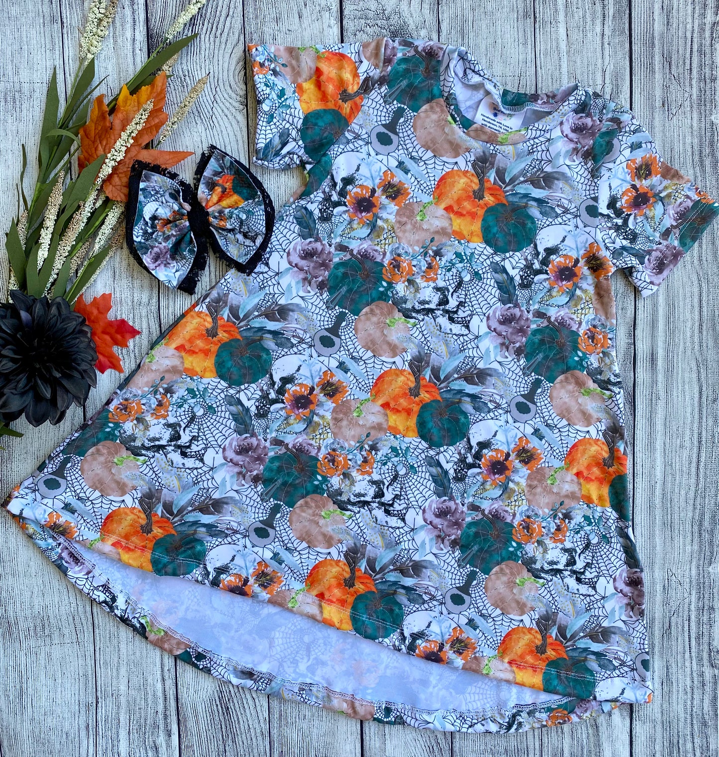 Spooky Floral print